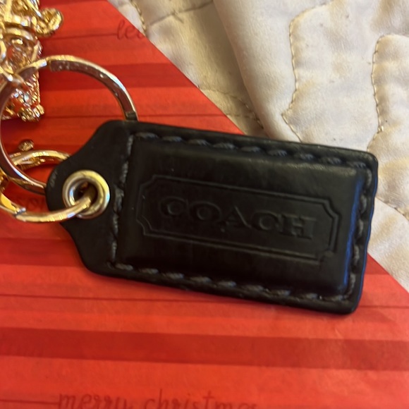 Sold elsewhere Beautiful purse charm key chains Gold Coach Carriage - Picture 8 of 12